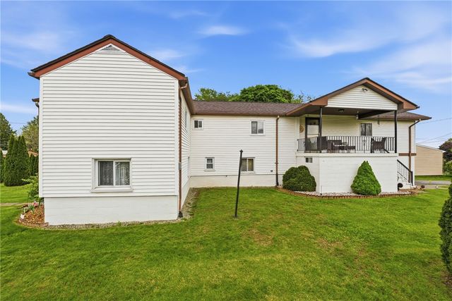 109 Gross Drive, Center Twp, PA 15001