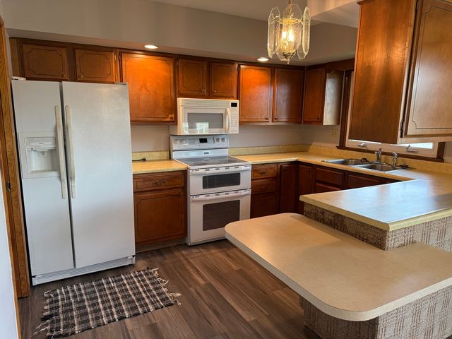 227 S 6th Street, Hennepin, IL 61327