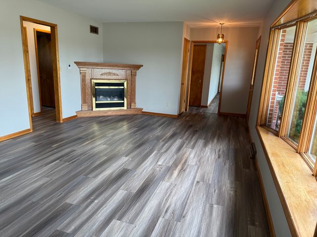 227 S 6th Street, Hennepin, IL 61327