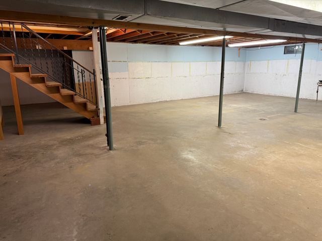 227 S 6th Street, Hennepin, IL 61327