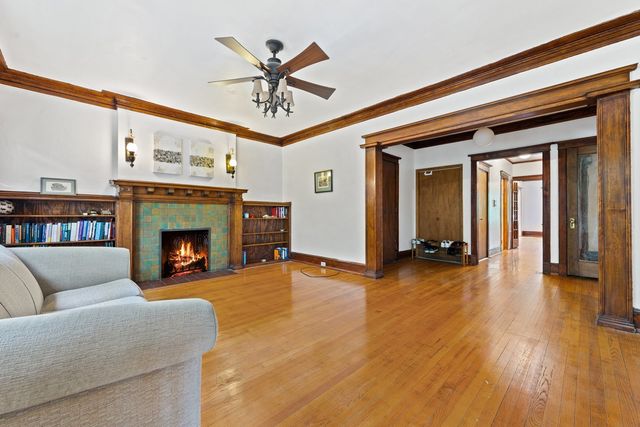 1112 E 52nd Street 1, Chicago, IL 60615