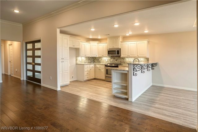 9433 Harmony Ridge Road, Fort Smith, AR 72916