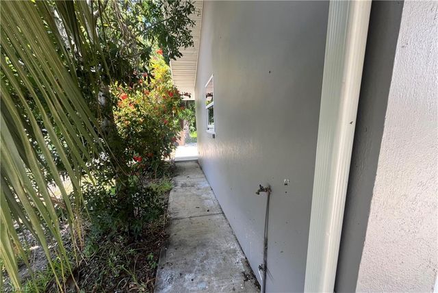 703 Monterey AVE, Cape Coral, FL 33904