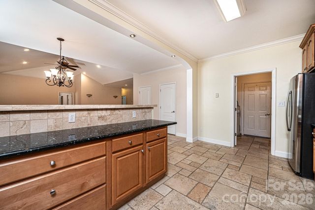 1825 Plaza Drive, Hickory, NC 28602