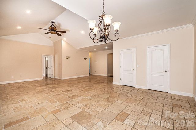 1825 Plaza Drive, Hickory, NC 28602