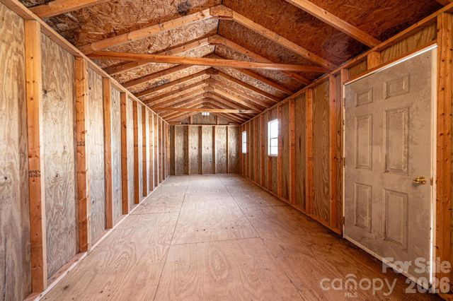 1825 Plaza Drive, Hickory, NC 28602