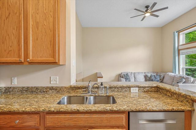 2259 Saint Johns Place, Woodbury, MN 55129