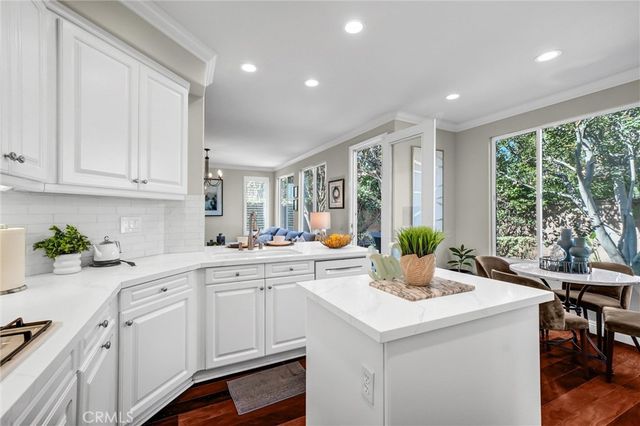 53 Oakhurst, Irvine, CA 92620