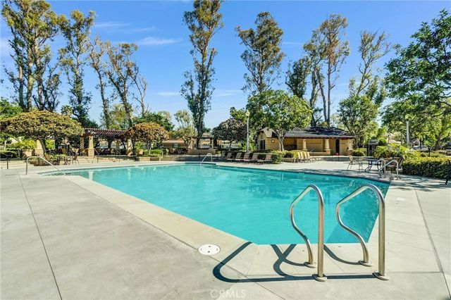 53 Oakhurst, Irvine, CA 92620