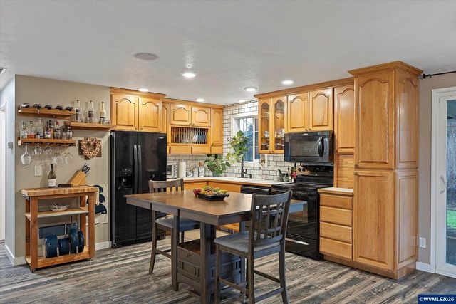 4637 SUNFLOWER Wy NE, Salem, OR 97305