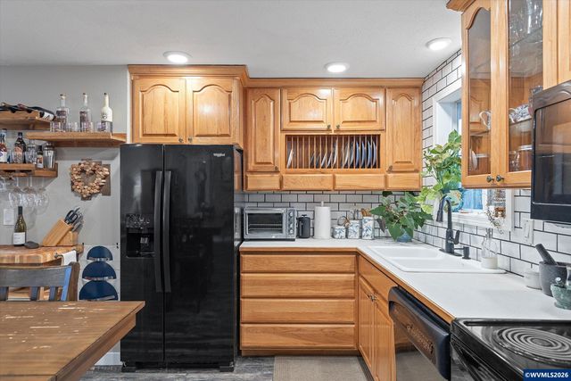 4637 SUNFLOWER Wy NE, Salem, OR 97305