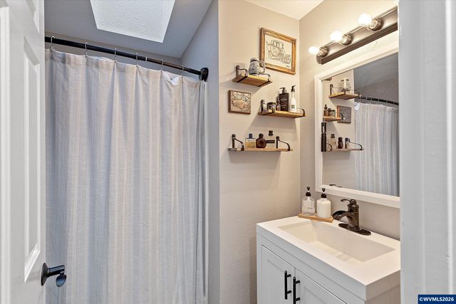 4637 SUNFLOWER Wy NE, Salem, OR 97305