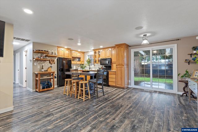 4637 SUNFLOWER Wy NE, Salem, OR 97305