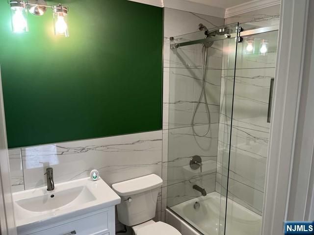 161 Franklin Street 1 st, Elmwood Park, NJ 07407