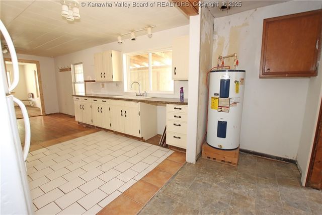 217 McConnell Road, Stollings, WV 25646