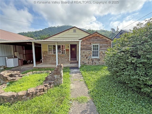 217 McConnell Road, Stollings, WV 25646