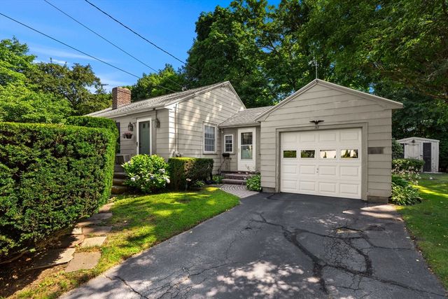 187 Havilah St, Lowell, MA 01852