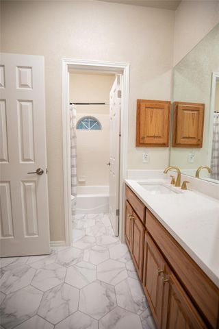 9920 Spicewood Mesa, Austin, TX 78759