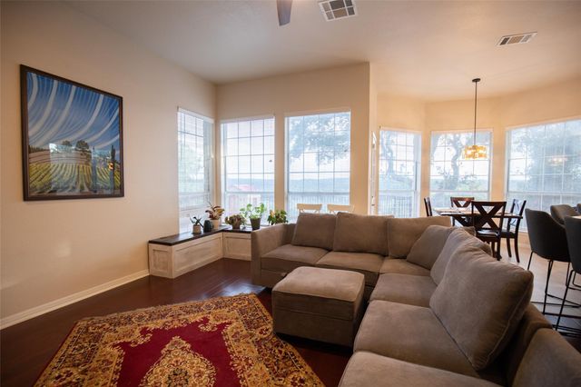 9920 Spicewood Mesa, Austin, TX 78759