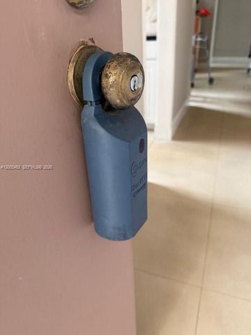 8429 Forest Hills Dr 301, Coral Springs, FL 33065