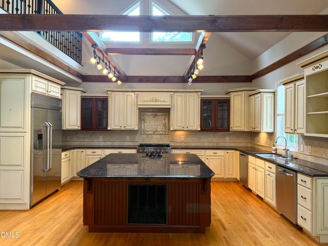 2905 Hunters Bluff Drive, Raleigh, NC 27606