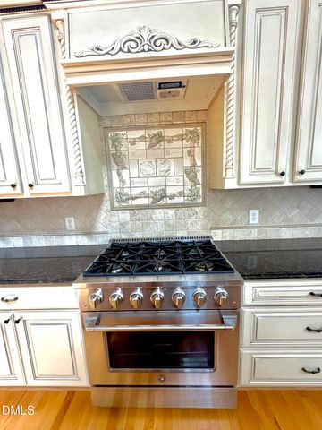 2905 Hunters Bluff Drive, Raleigh, NC 27606