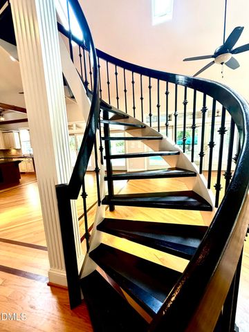 2905 Hunters Bluff Drive, Raleigh, NC 27606