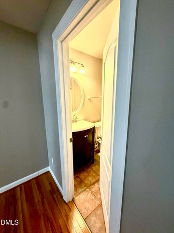 2905 Hunters Bluff Drive, Raleigh, NC 27606