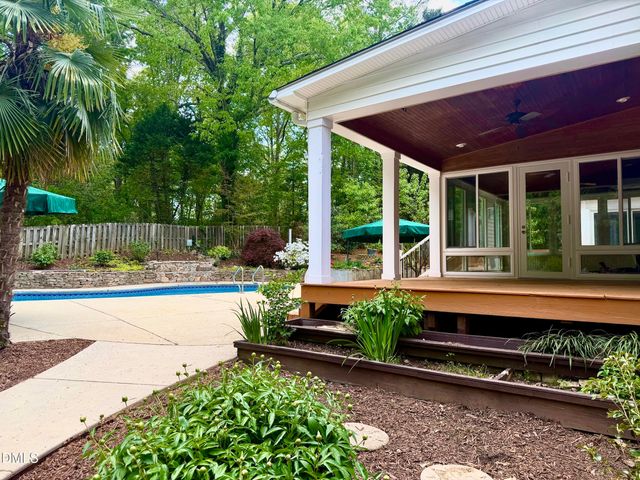 2905 Hunters Bluff Drive, Raleigh, NC 27606