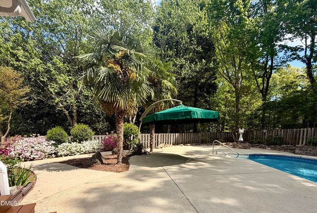 2905 Hunters Bluff Drive, Raleigh, NC 27606