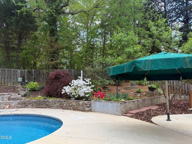 2905 Hunters Bluff Drive, Raleigh, NC 27606