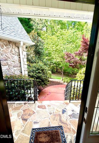 2905 Hunters Bluff Drive, Raleigh, NC 27606