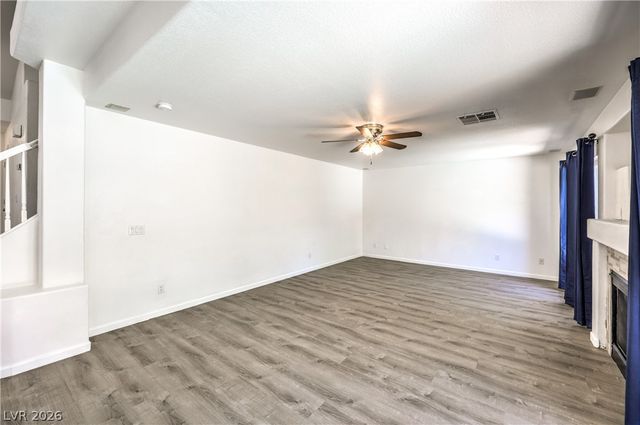 8700 Autumn Valley Avenue, Las Vegas, NV 89129