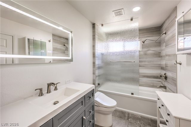 8700 Autumn Valley Avenue, Las Vegas, NV 89129