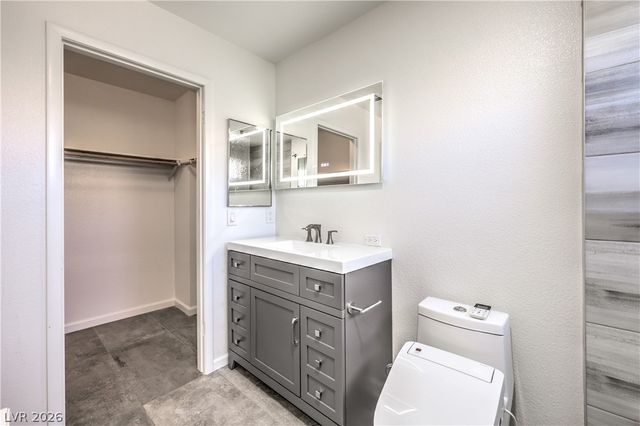 8700 Autumn Valley Avenue, Las Vegas, NV 89129