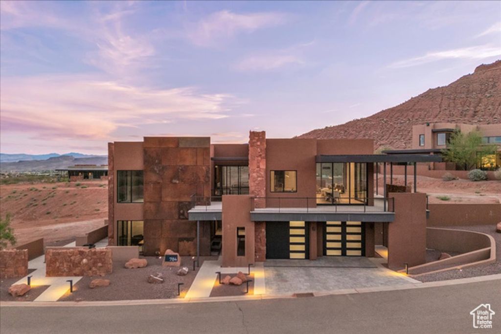 Image 3 of property listing at 784 N SANCTUARY PL, Ivins, UT 84738