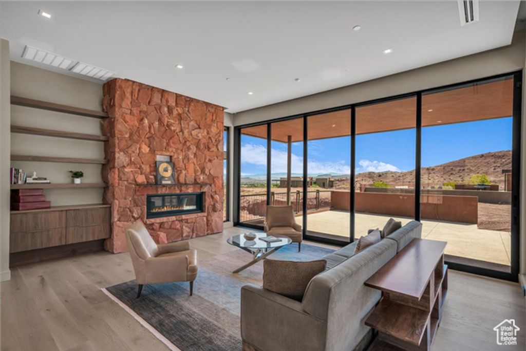 Image 21 of property listing at 784 N SANCTUARY PL, Ivins, UT 84738