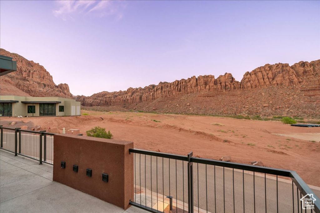 Image 25 of property listing at 784 N SANCTUARY PL, Ivins, UT 84738