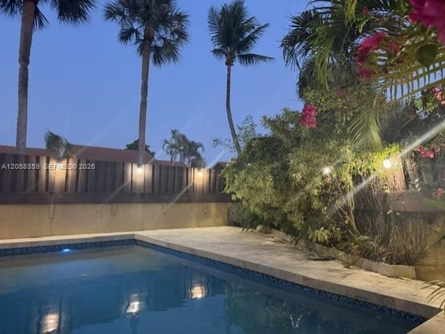 1066 NE 202nd Ln, Miami, FL 33179