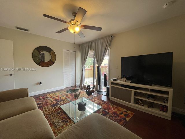 1066 NE 202nd Ln, Miami, FL 33179