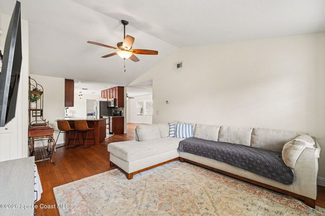 408 Crystal Mist Road NW, Palm Bay, FL 32907