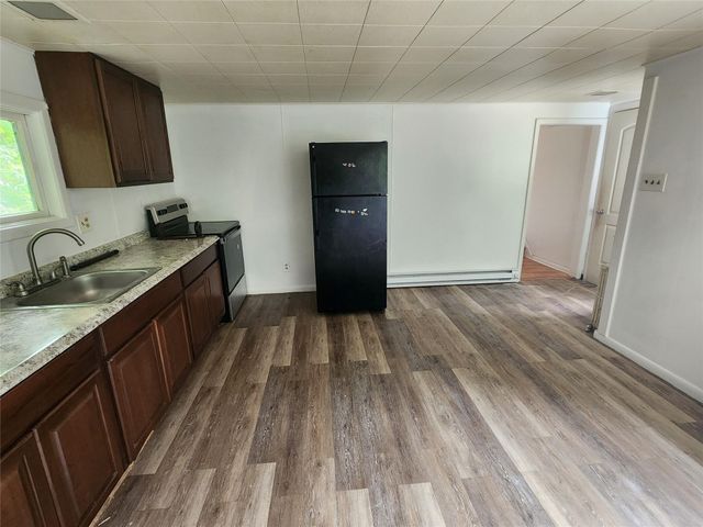 6202 State Route 42, Woodbourne, NY 12733