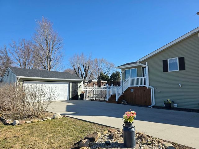 917 Streeter Street, Kellogg, IA 50135