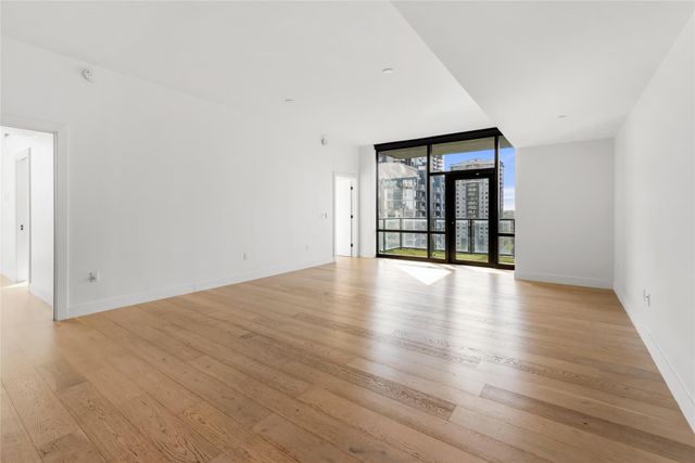 70 Rainey ST 1701, Austin, TX 78701