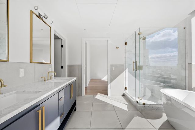 70 Rainey ST 1701, Austin, TX 78701