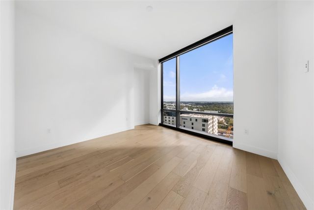 70 Rainey ST 1701, Austin, TX 78701