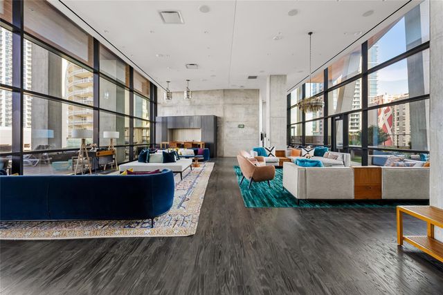 70 Rainey ST 1701, Austin, TX 78701