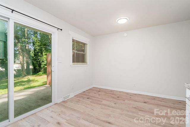 602 Camrose Drive, Charlotte, NC 28215