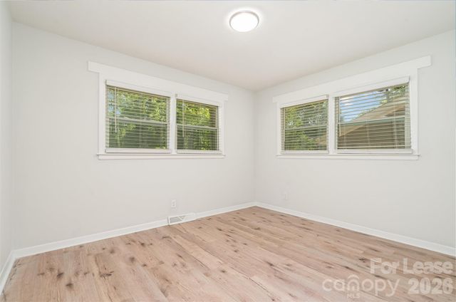 602 Camrose Drive, Charlotte, NC 28215