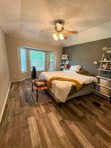 911 NW 172nd Street, Edmond, OK 73012